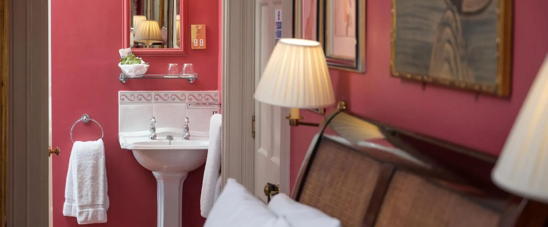 Hotel Dukes Bath Gasthof